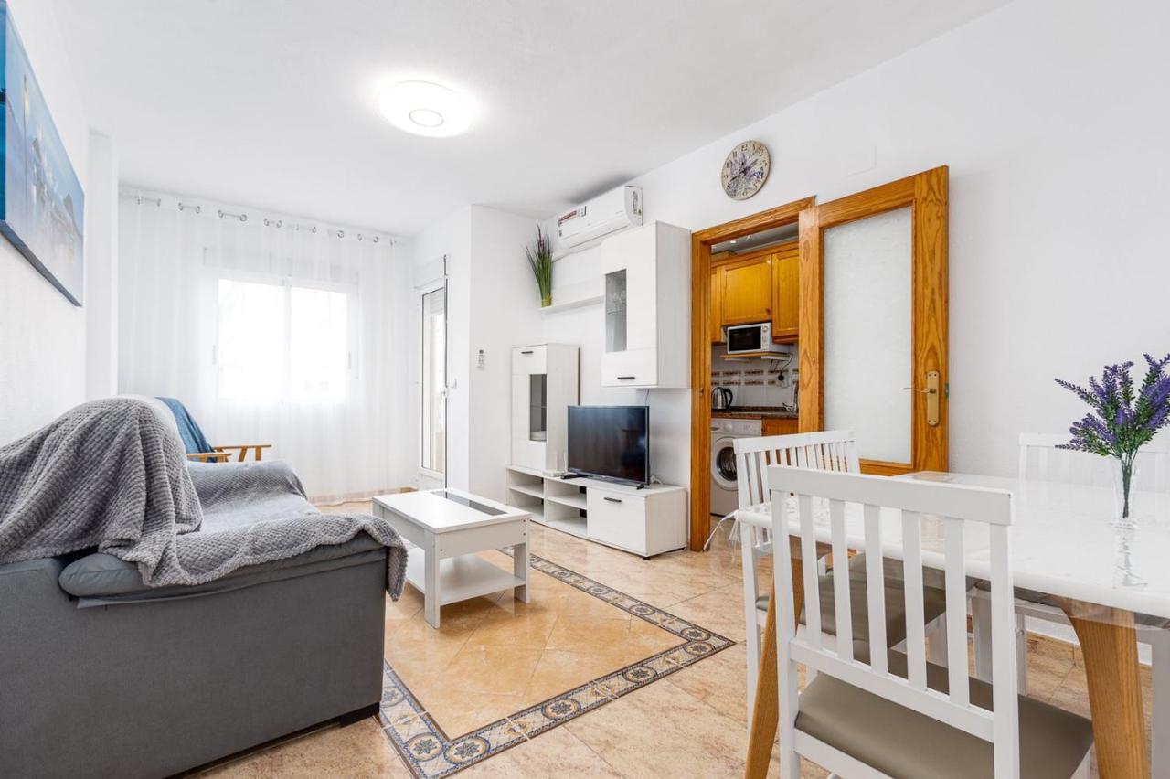 Сomfortable Apartament Caballero De Rodas Torrevieja Exterior foto