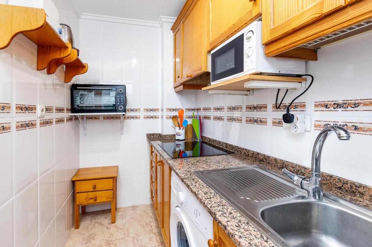 Сomfortable Apartament Caballero De Rodas Torrevieja Exterior foto