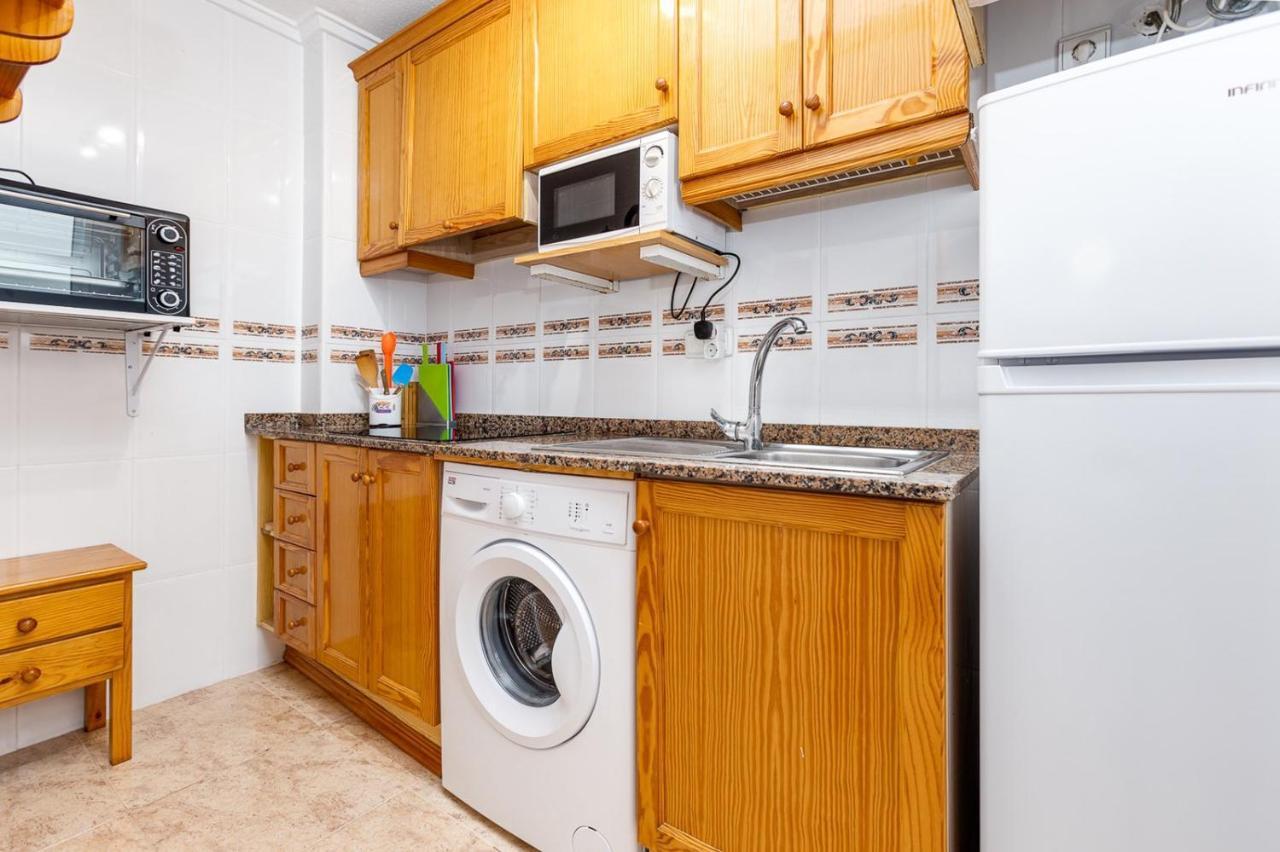 Сomfortable Apartament Caballero De Rodas Torrevieja Exterior foto